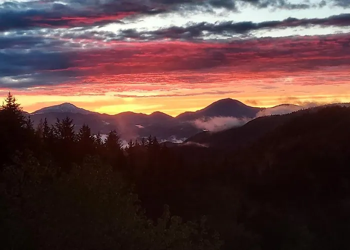 בית כפרי House Jaro