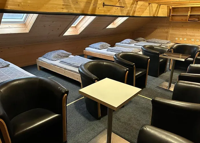 House Jaro בית כפרי ולנז'ה