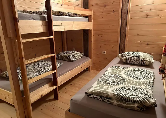 בית כפרי House Jaro