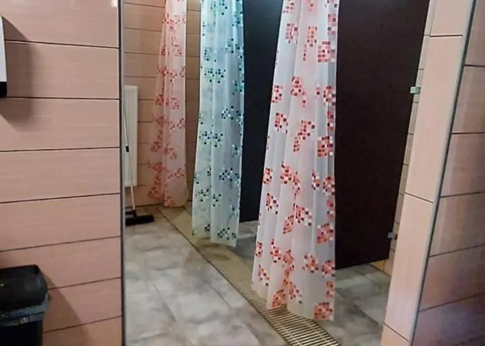 House Jaro * ולנז'ה